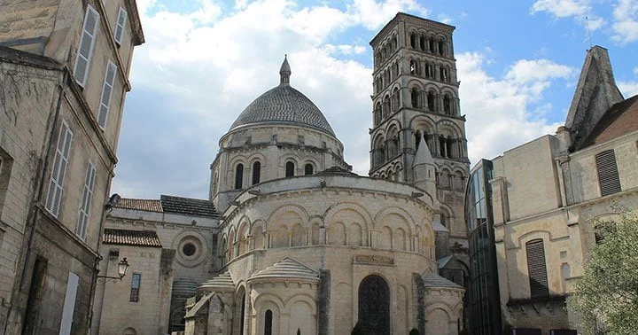 angouleme-cathedrale-saint-pierre